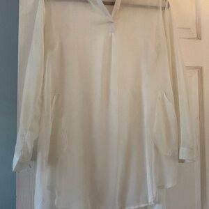 Source Unknown Elegant Cream/white Tunic Top long tunic size medium